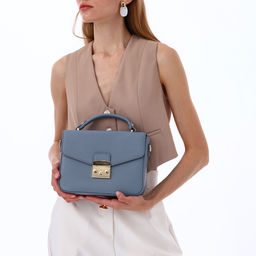 Сумка женская мессенджер TEXTURA на клапане, 23×6×17 см, голубая