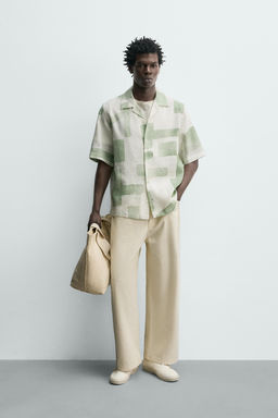 CAMISA FLUIDA ESTRUCTURA / Verdes