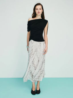 Асимметричная футболка из модала / Zarina