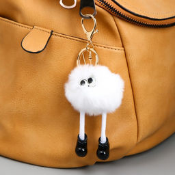 Пушистик на кольце с карабином Чудик с длинными ножками в ботинках белый