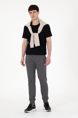 Мужские спортивные штаны антрацитового цвета Неожиданная скидка в корзине