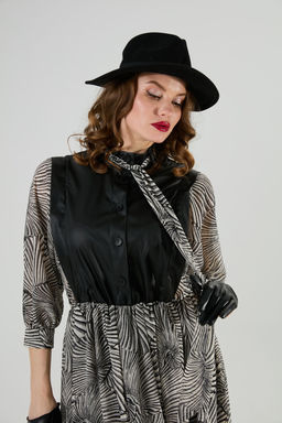 Платье NIKVA н1010-1а чёрный и чёрно-белые ракушки