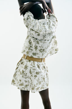 PRINTED BERMUDA SHORTS WITH PERFORATED EMBROIDERY - Zara фото 11