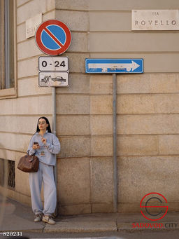 Костюм женский с вышивкой - Bruno фото 4