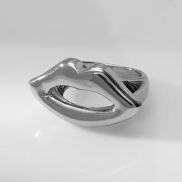 Кольцо металл Тренд губы, цвет серебро, размер 17