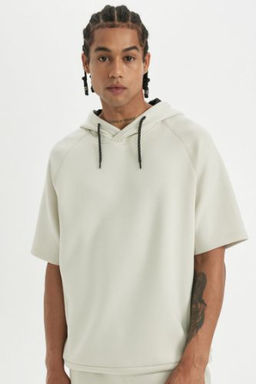 DeFactoFit Standart Fit Kapusonlu Skuba Dalg?c Kumas K?sa Kollu Tisort