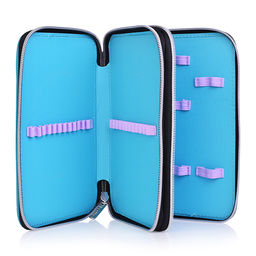 Пенал "Paris Girl" 21x14x5,2 см, двухстворчатый прямоугольный для 44 предметов, плотный износостойкий полиэстер с водоотталкивающей пропиткой, внутри обтянуто текстилем, на молнии