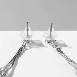 Серьги висячие со стразами Голливуд цветы на нитях, цвет белый в серебре, 19,5см - Queen fair фото 3