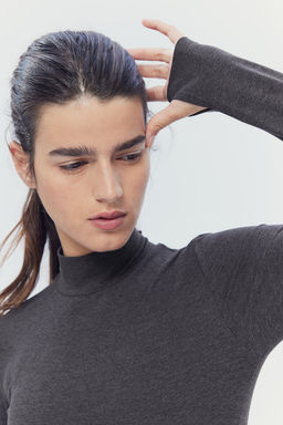 Camiseta de deporte de manga larga en DryMove - H&m фото 2