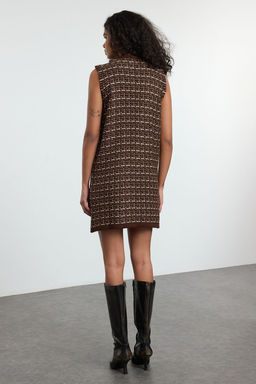 Kahverengi Dokulu K?sa / Mini Tuvit Gorunumlu Simli Triko Elbise TWOAW25EL00542