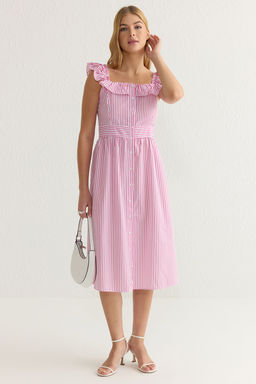 Fusya Cizgili Belden Ac?lan F?rf?rl? Dugme Detayl? Midi Dokuma Elbise TWOSS21EL1306