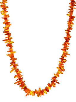 Очаровательные бусы Облепиха дикая из янтаря ярко-коньячного цвета