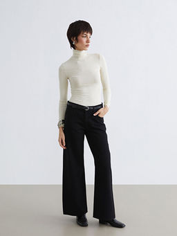 Beli Kemerli Wideleg Kad?n Jean Pantolon