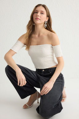 Ac?k Mavi Fitted/Vucuda Oturan Carmen Yaka Crop Gipeli Esnek Orme Bluz TWOSS25BZ00173 - Trendyolmilla фото 10