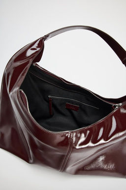 PATENT EFFECT BUCKET BAG - Zara фото 8