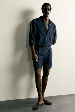 BERMUDA PLIEGUES REGULAR FIT / Marino