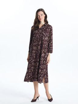 G?mlek Yaka Desenli Elbise