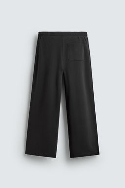 PANTAL?N JOGGER PLIEGUES SOFT / Negro