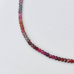 Колье из Шпинели "градиент"