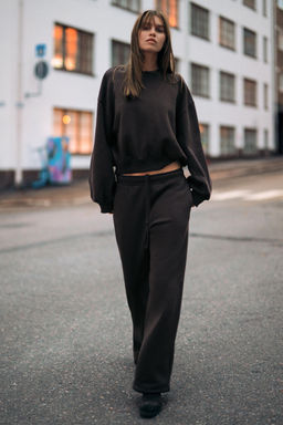 PANTAL?N FELPA B?SICO RECTO BAJO AJUSTABLE / Marr?n