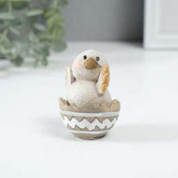 Фигурка полистоун Цыплёнок в скорлупке, 5?4.5?6.5 см