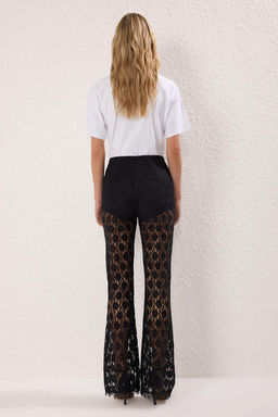 Siyah Dantel Flare Ispanyol Paca Dokuma Pantolon TWOSS24PL00096