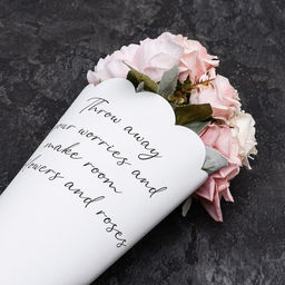 Цена за 10 шт. Пленка для цветов, фигурная, белая, 55х30х45 см - UPAK LAND фото 2