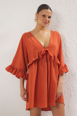 TRENDYOLMILLA Bej Mini Dokuma F?rf?rl? Plaj Elbisesi TBESS25EL00091 фото 7