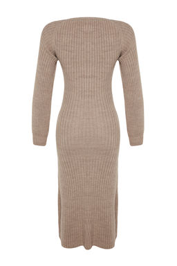 TRENDYOLMILLA Kiremit Midi Triko Kalp Yaka Elbise TWOAW24EL00212  фото 7