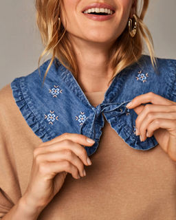 Синий джинсовый воротник с вышивкой