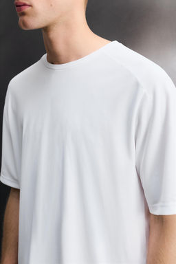 CAMISETA T?CNICA ESTRUCTURA PIQU? / Blanco