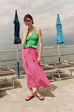 FALDA MIDI CUADROS / Fucsia