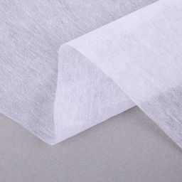 Нетканный материал (флизелин) Гамма клеевой сплошной G-520c ФАСОВКА 30 г/кв.м 2 100 см х 100 см