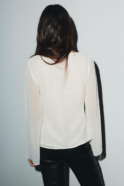 GEORGETTE SHIRT WITH LACE AND BOW - Zara фото 5