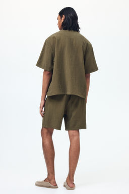 Pantal?n corto texturizado Relaxed Fit - H&m фото 6