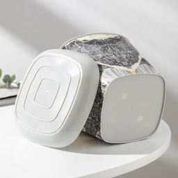 Кашпо квадратное 1,3л Мрамор с поддоном (светло-серый) 38113150 Виолет - Violet фото 5