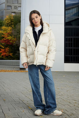 Tas Oversize Kapusonlu Kaz Tuylu Su Iticili Sisme Mont TWOAW25MO00102