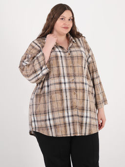 Рубашка со стразами больших размеров - Almond фото 3