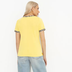 Футболка в стиле сolor block, Стильное сочетание (желтая) - Charutti фото 5