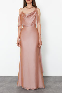 Pembe Carmen Yaka Dokuma Sifon Uzun S?k Abiye Elbise TPRSS24AE00137 - Trendyolmilla фото 4