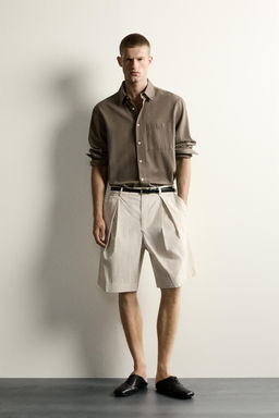 BERMUDA WIDE FIT PLIEGUES / Beige
