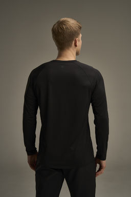 Лонгслив Черный