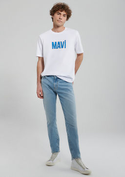 Mavi Logo Bask?l? Beyaz Tisort