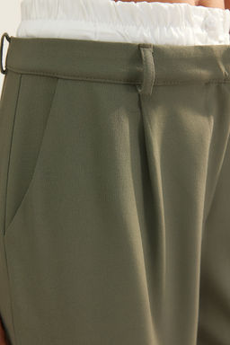 Limited Edition Mint Wide Leg Bel Boxer Detayl? Dokuma Kumas Pantolon TWOAW24PL00273
