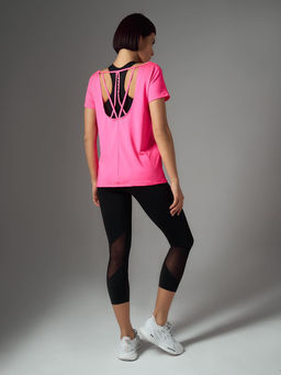 Футболка прямого силуэта с открытой спиной - NEVERLATE фото 4