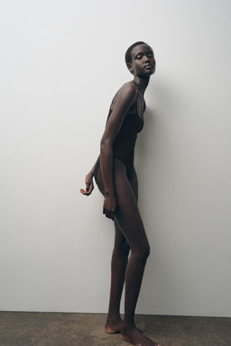 FITTED BODYSUIT WITH STITCHING - Zara фото 3