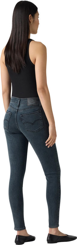 Джинсы женские