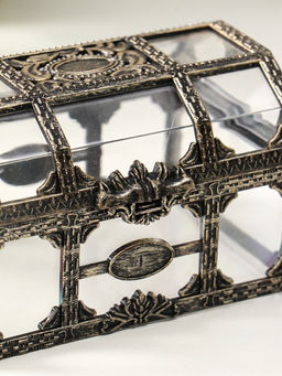 Шкатулка для украшений «Сундучок», пластик под бронзу, 10.5×8×6.5 см