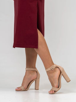 Платье женское, цвет бордовый