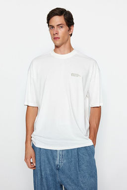 Ekru Oversize %100 Pamuklu Minimal Yaz_ Bask_l_ Tok Kuma_ T-shirt TMNSS23TS00084